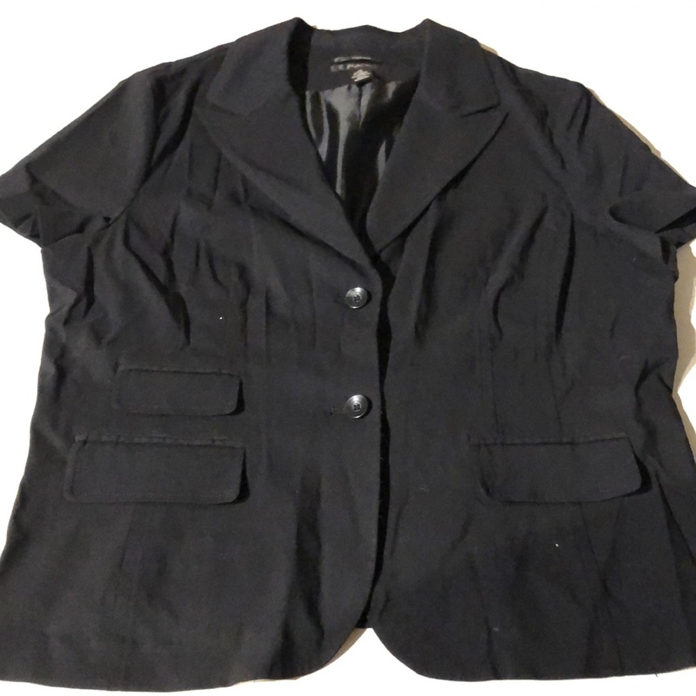 Style and co size 18 short sleeve stretch blazer